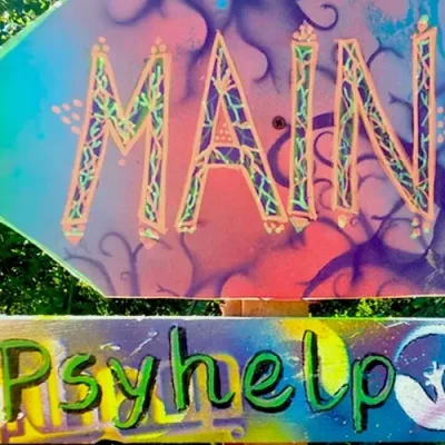 Schadensminderung und psychedelische Unterstützung auf einem Festival